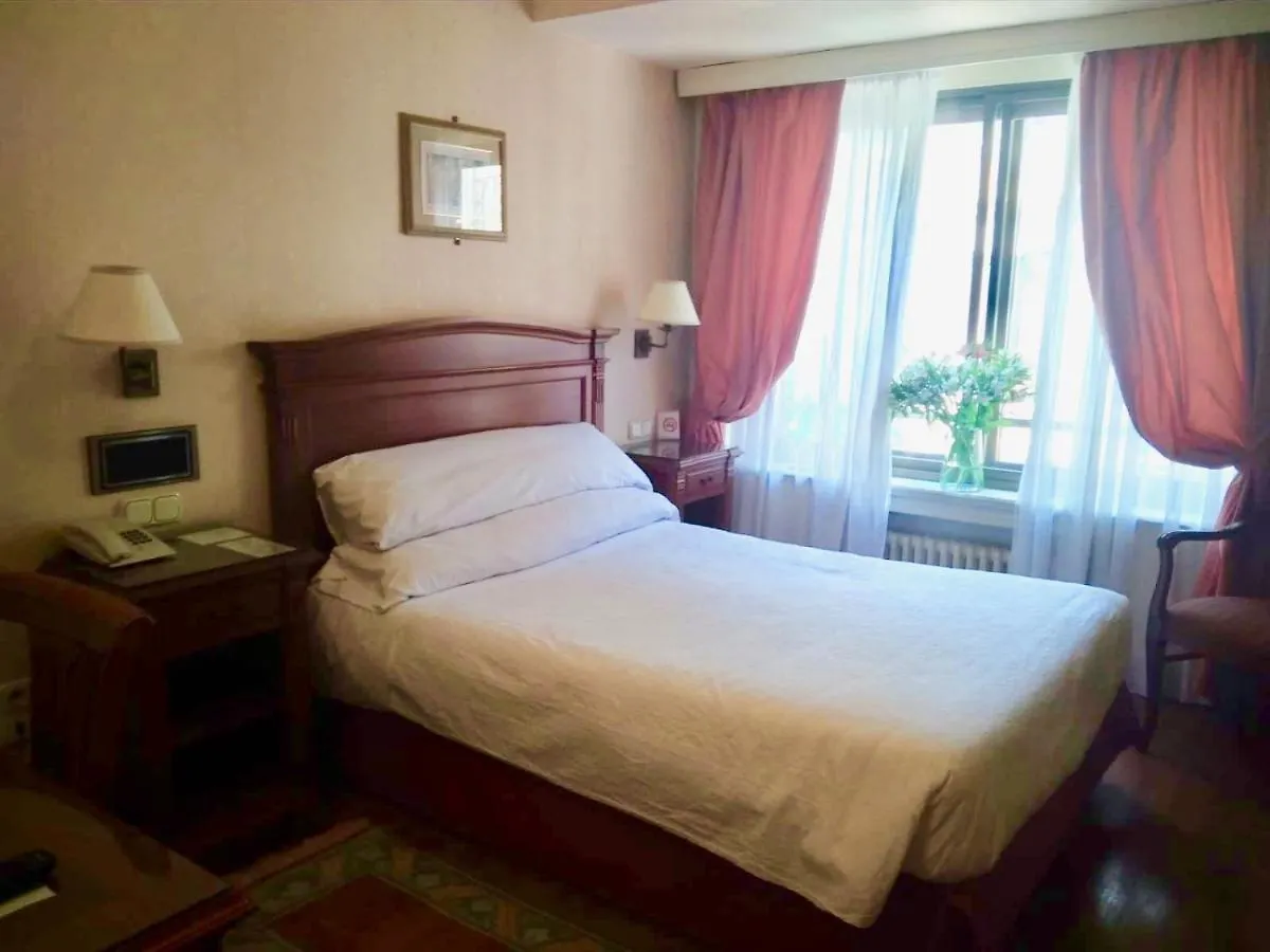Hostal Bahia San Sebastian Guest house